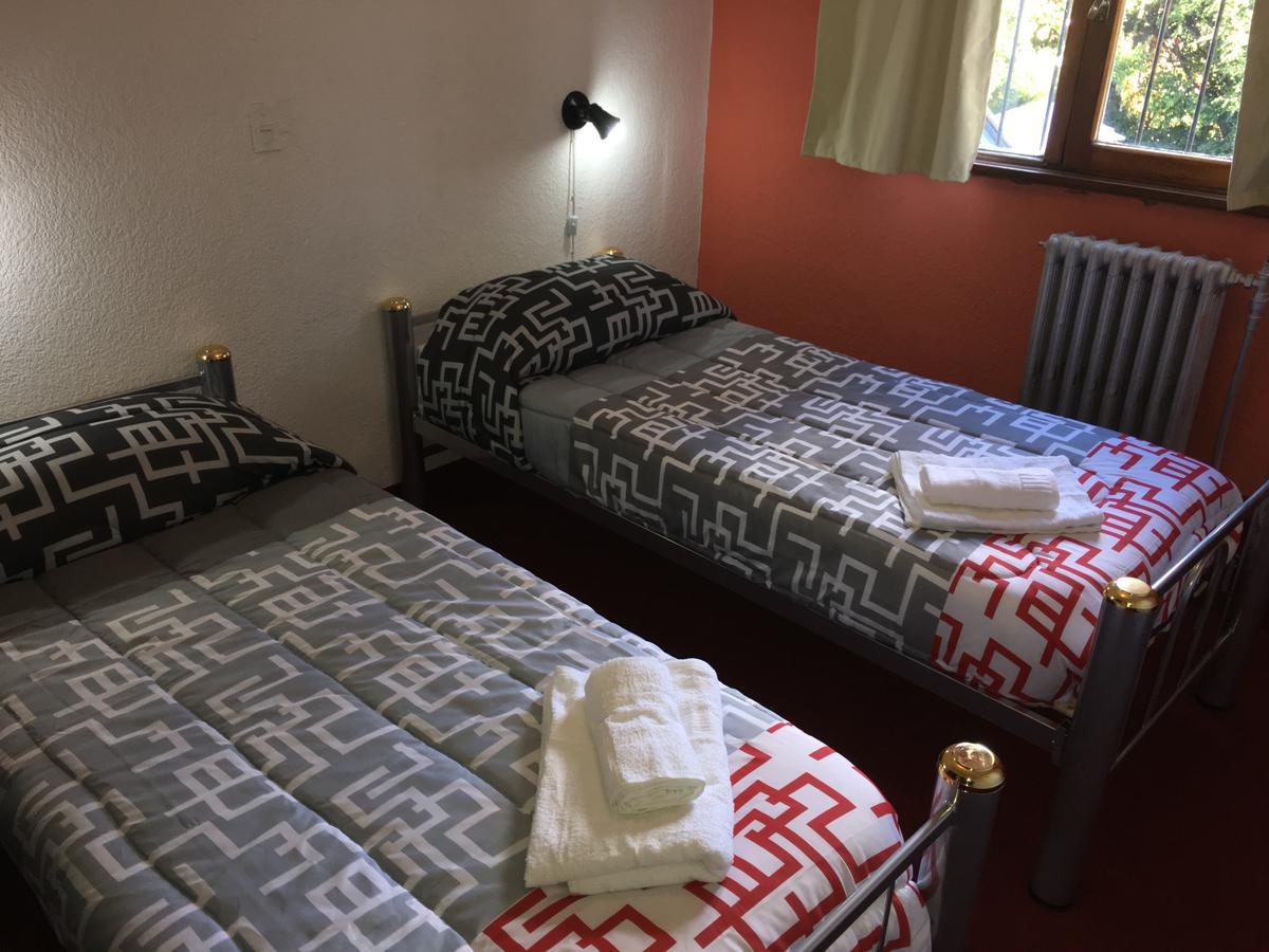 Italia Inn Hostel San Carlos de Bariloche Bagian luar foto