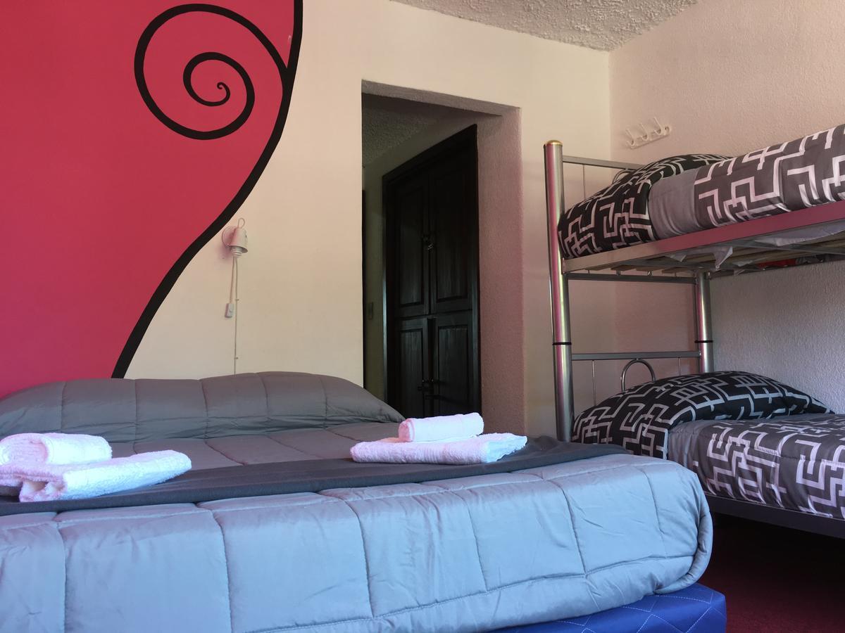 Italia Inn Hostel San Carlos de Bariloche Bagian luar foto